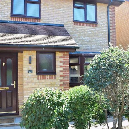 Beautiful 3 Bed Home In The Heart Of New Forest Hordle Eksteriør billede